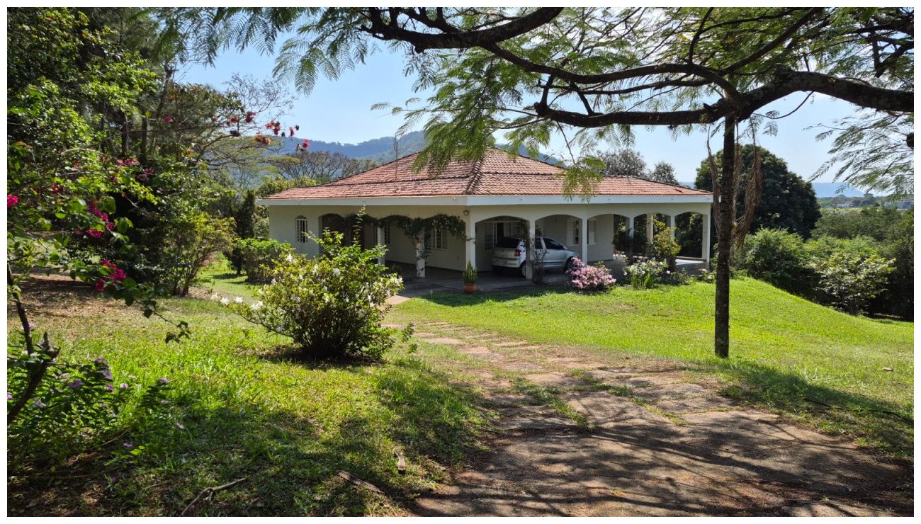 Ch�cara em / no bairro 